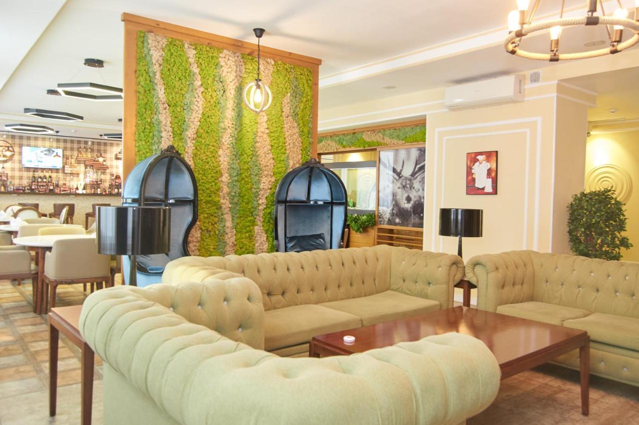 Green Which Hotel Petropavlovsk Extérieur photo