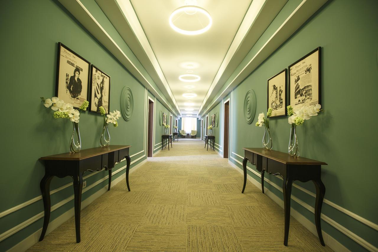 Green Which Hotel Petropavlovsk Extérieur photo